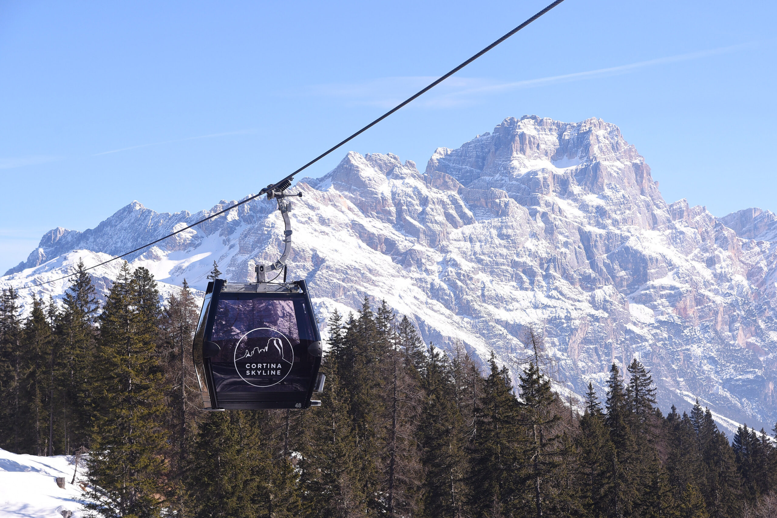 Cortina Skiworld presenta il nuovo logo e annuncia nuovi progetti con  Telepass - Prima Belluno