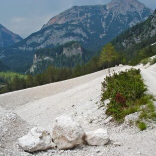 Chiusa per frana la Pista Ciclabile tra Cortina d’Ampezzo e Dobbiaco