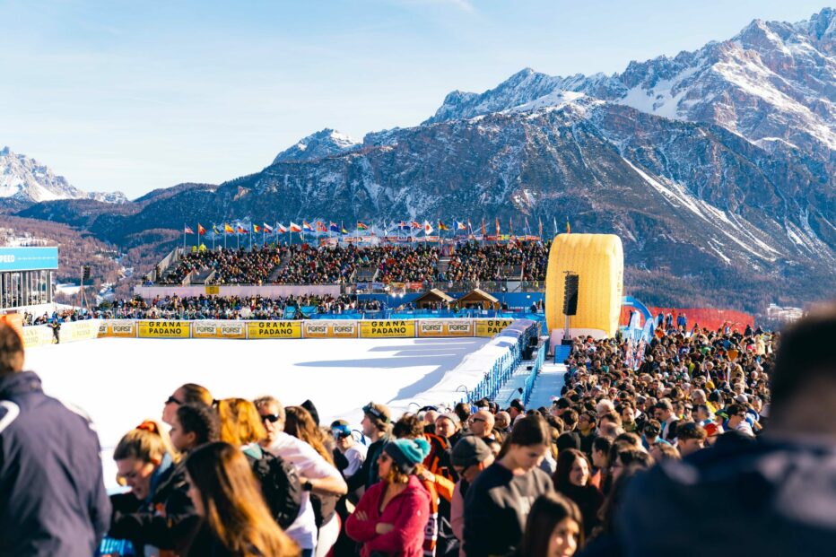 PARTE IL TOUR PER PROMUOVERE LA COPPA DLE MONDO DI SCI ALPINO FEMMINILE DI CORTINA D’AMPEZZO