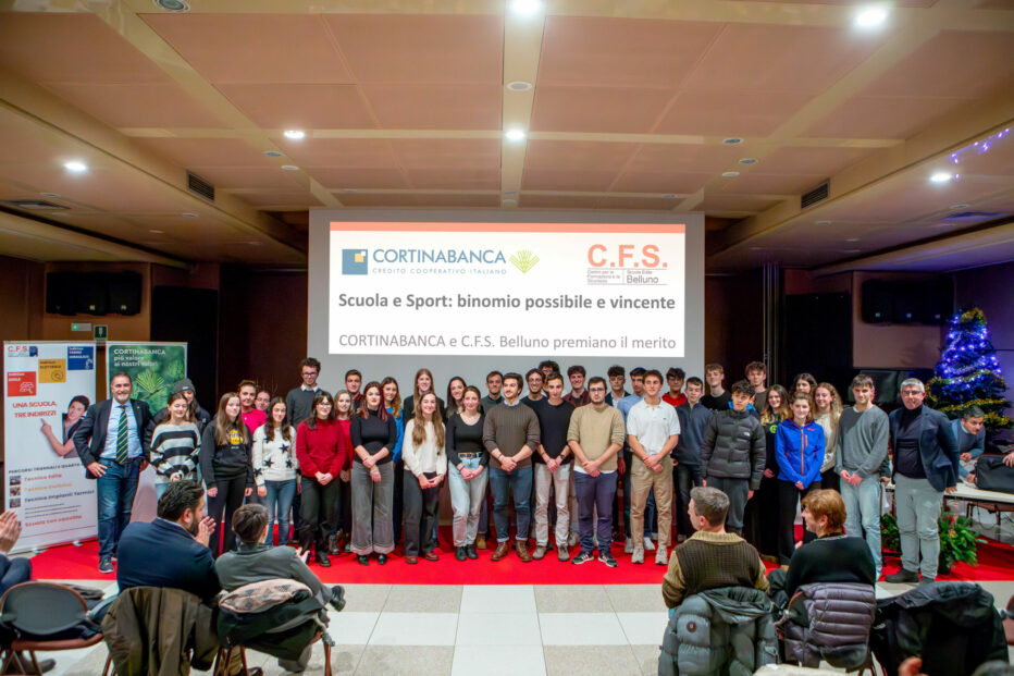 “Scuola e sport: binomio possibile e vincente”: Cortinabanca e C.F.S. di Belluno premiano a San Vito di Cadore gli studenti meritevoli della parte alta della provincia.