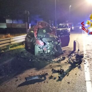 FONZASO, INCIDENTE TRA DUE AUTO: TRE FERITI