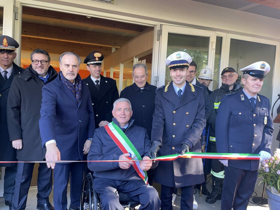 TAGLIO DEL NASTRO AL  NUOVO COMANDO DI POLIZIA LOCALE DI BELLUNO